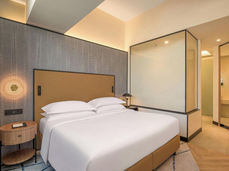 Sheraton Dubai Mall of the Emirates Hotel image