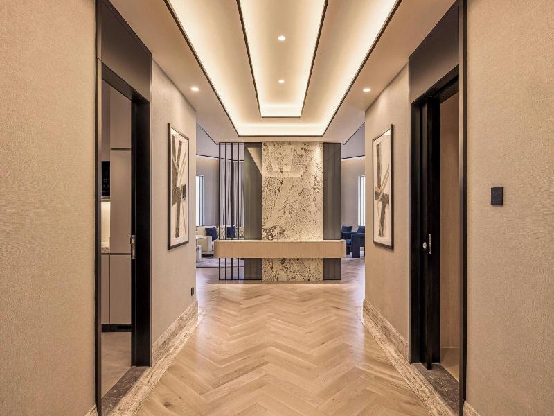 Sheraton Dubai Mall of the Emirates Hotel image