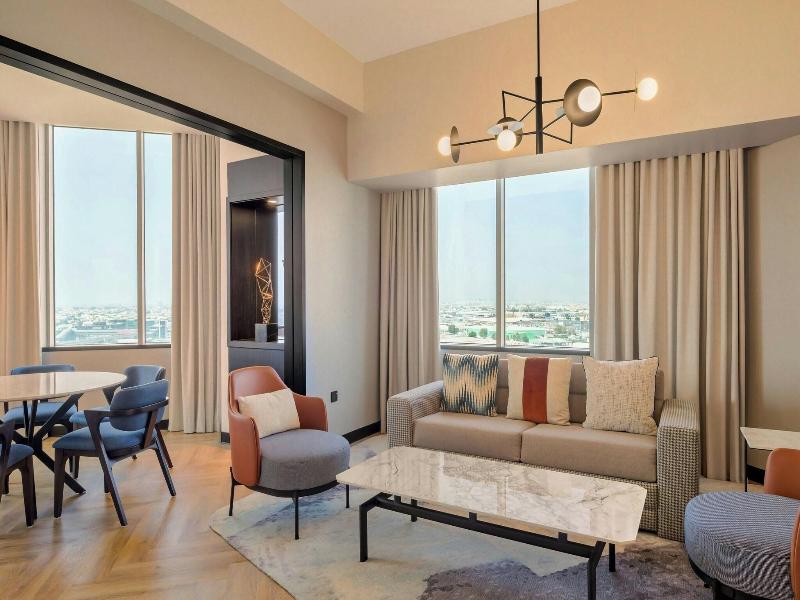 Sheraton Dubai Mall of the Emirates Hotel image