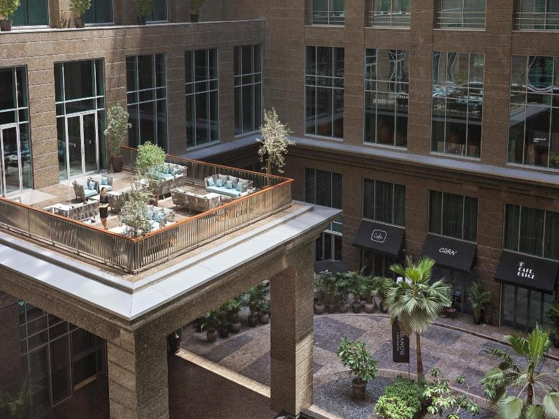 The Ritz-Carlton, Dubai Intl Financial Centre image