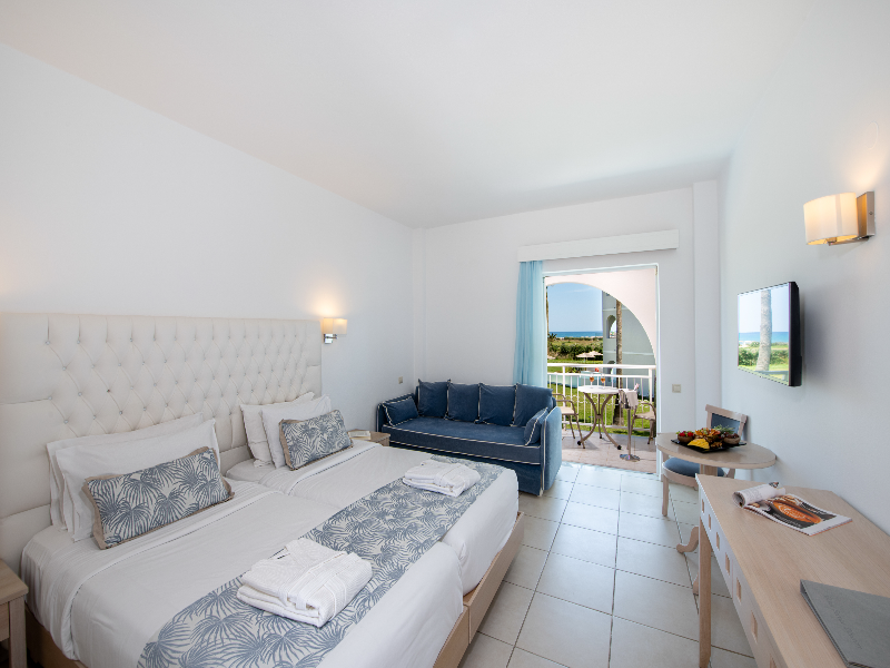 Delfina Tropic Beach image