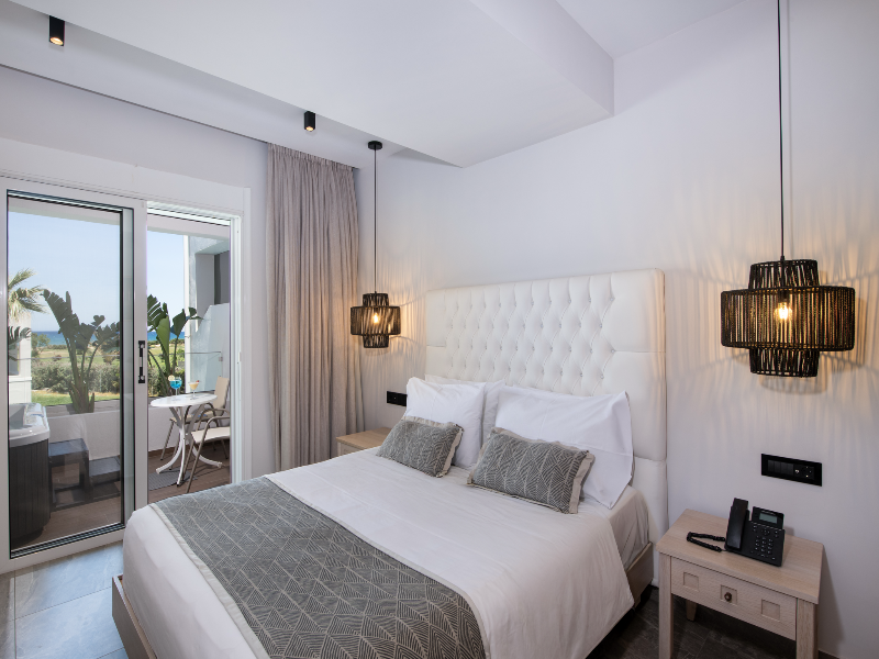 Delfina Tropic Beach image