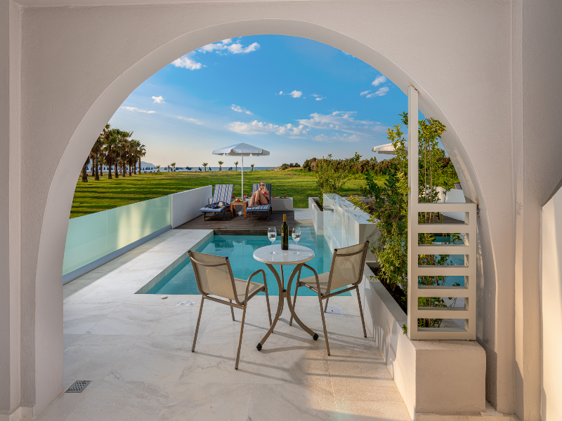 Delfina Tropic Beach image