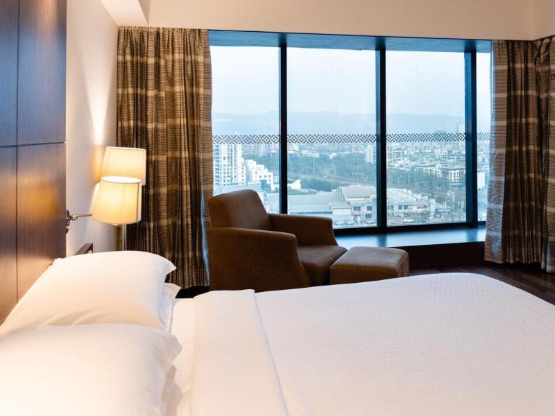 Four Points by Sheraton Navi Mumbai, Vashi image