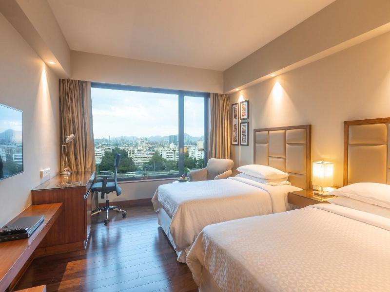 Four Points by Sheraton Navi Mumbai, Vashi image