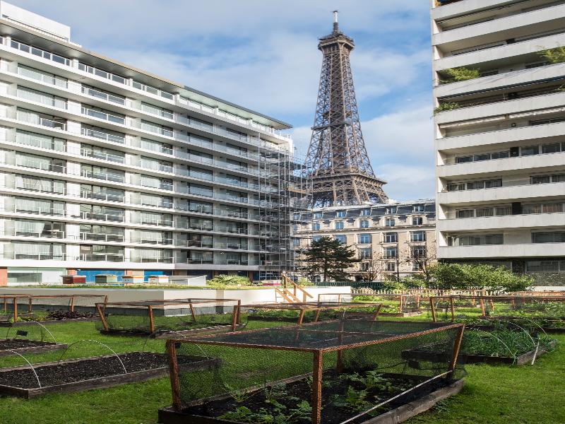 Pullman Paris Eiffel Tower image