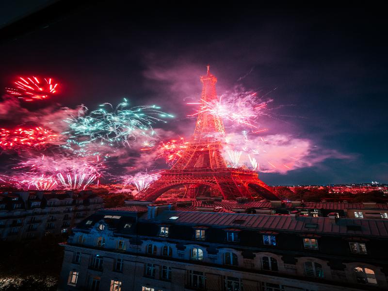 Pullman Paris Eiffel Tower image