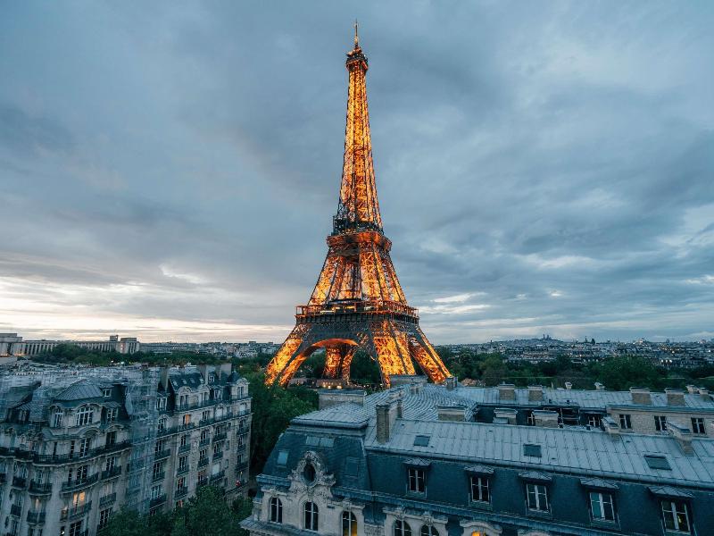 Pullman Paris Tour Eiffel image
