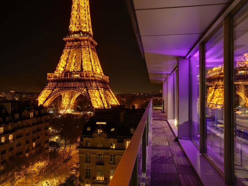 Pullman Paris Tour Eiffel image