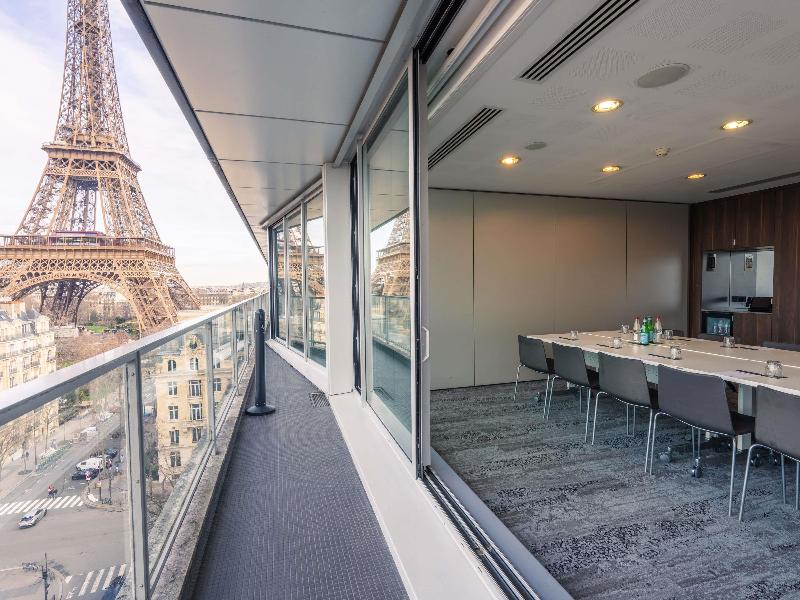 Pullman Paris Tour Eiffel image