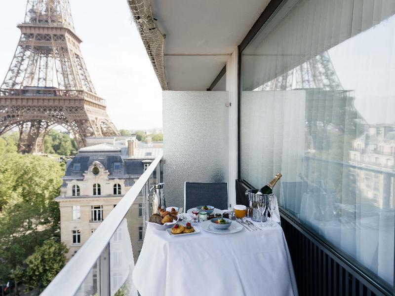 Pullman Paris Tour Eiffel image