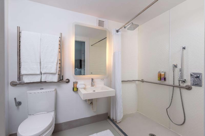 YOTEL New York Times Square image