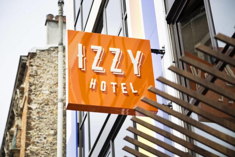 Hotel Izzy by HappyCulture