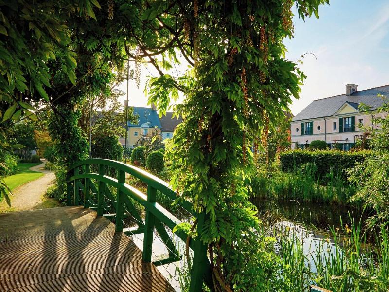 Marriott's Village d'lle-de-France image