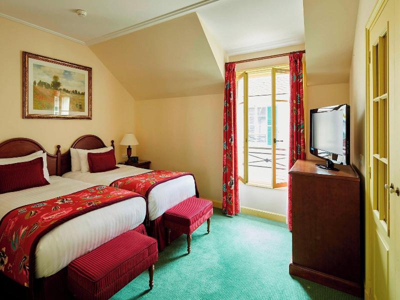 Marriott's Village d'lle-de-France image
