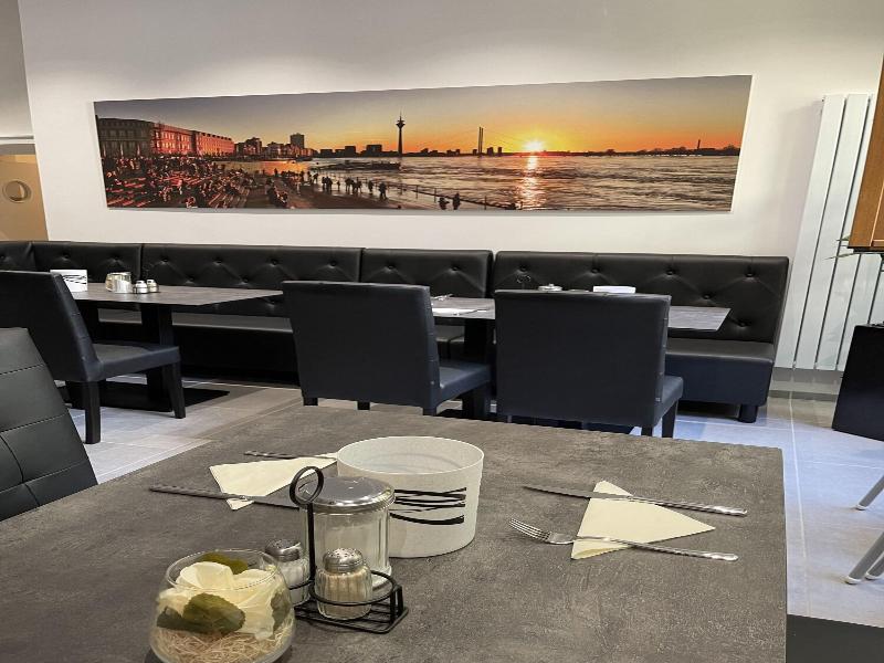 Novum Hotel Plaza image