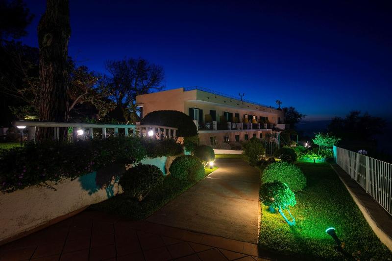 Villa Ireos - Image 7