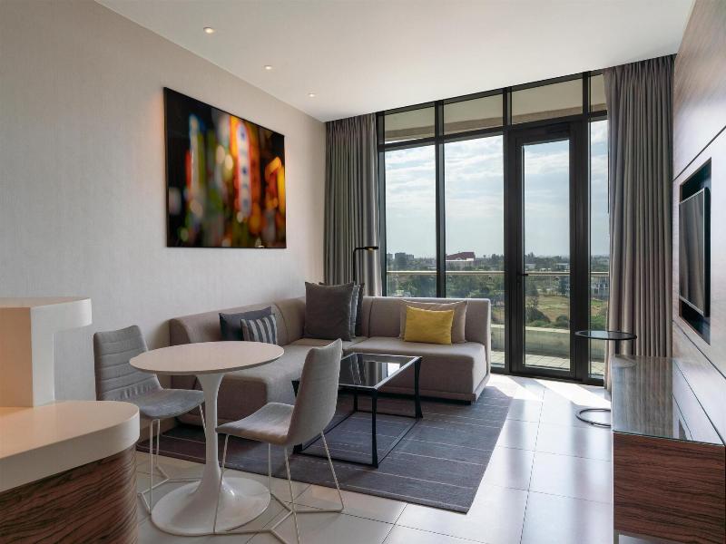 Radisson Blu Hotel & Residence Maputo image