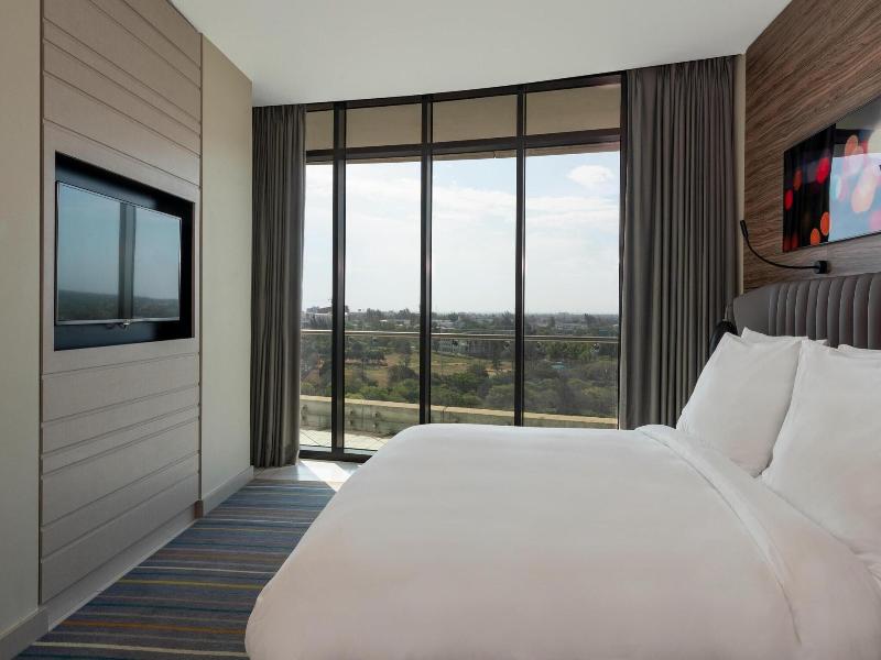 Radisson Blu Hotel & Residence Maputo image