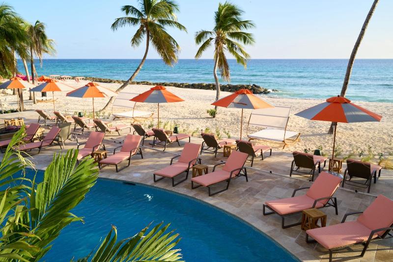 Stay in style at O2 Beach Club & Spa