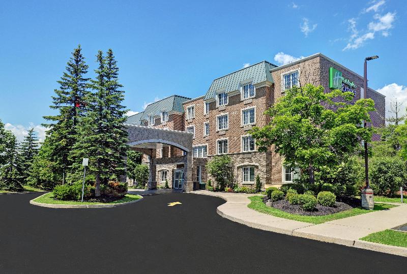 Holiday Inn Express Whitby Oshawa