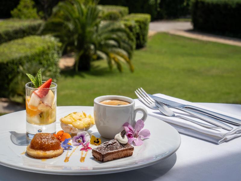 Grand Hotel Des Lecques BW Signature Collection image