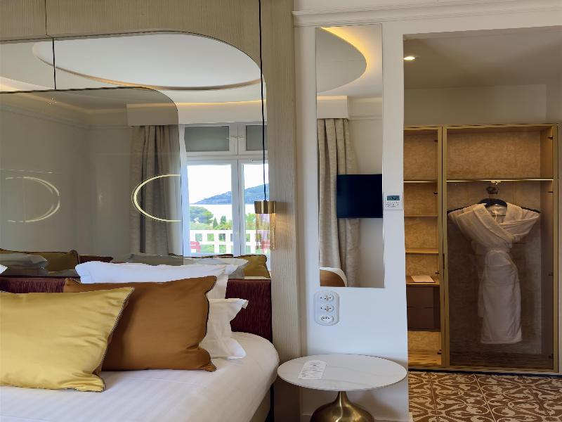 Grand Hotel Des Lecques BW Signature Collection image