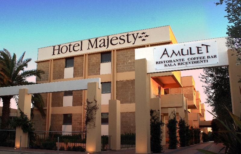 Majesty Hotel