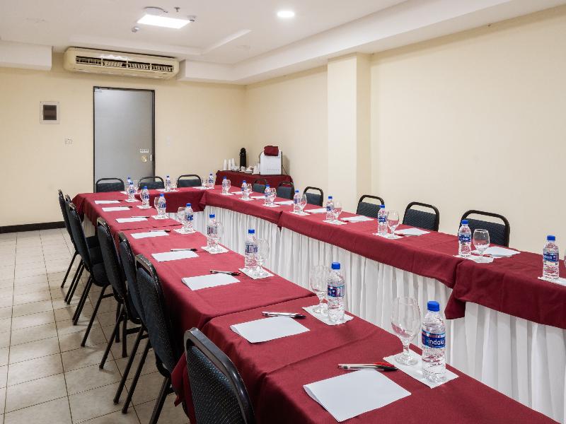 Hotel Euro Suite Recife Boa Viagem image