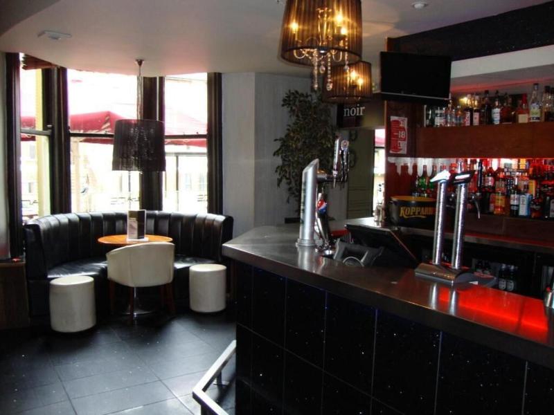 Whites Hotel image