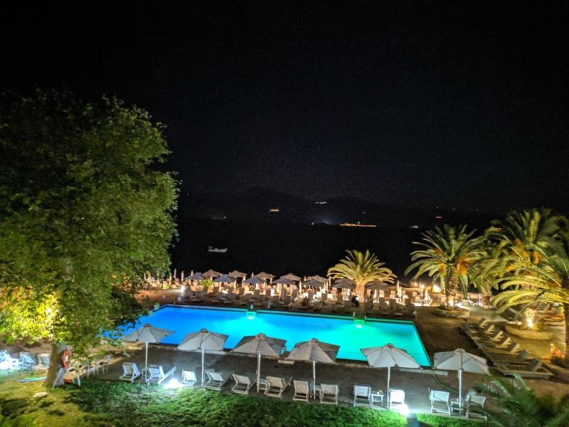 Long Beach Hotel & Resort
