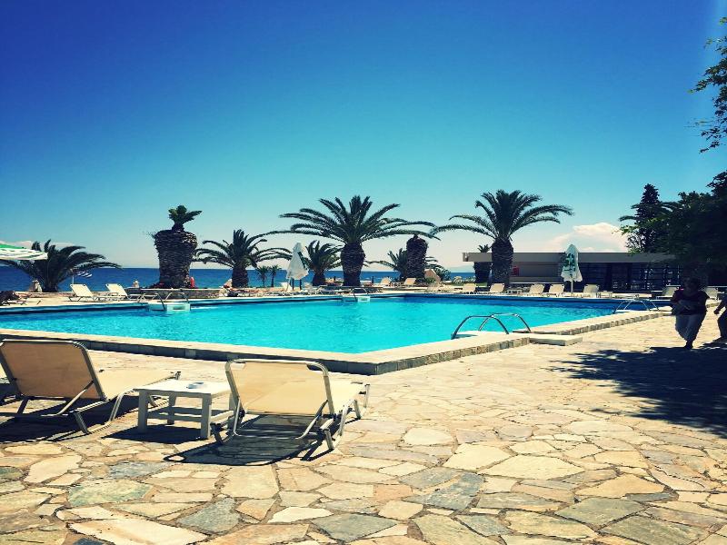 Long Beach Hotel & Resort