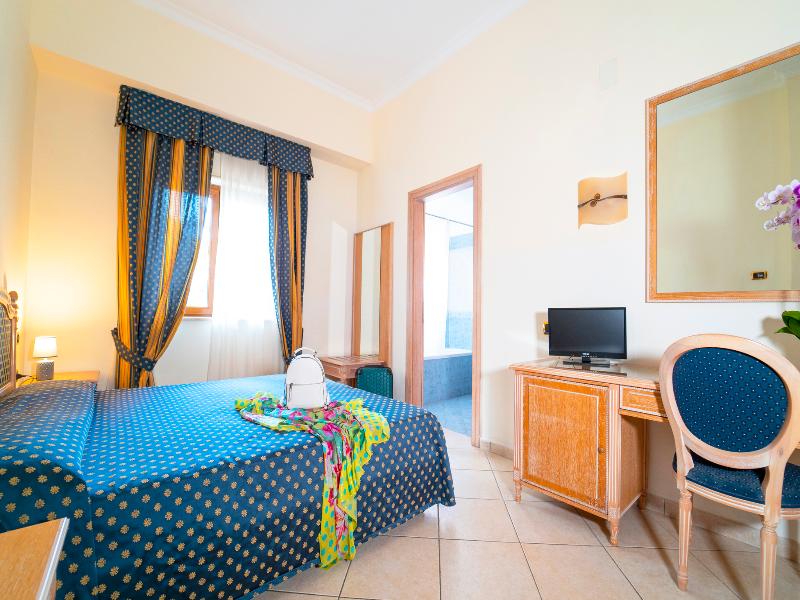 Hotel Villa Romana image