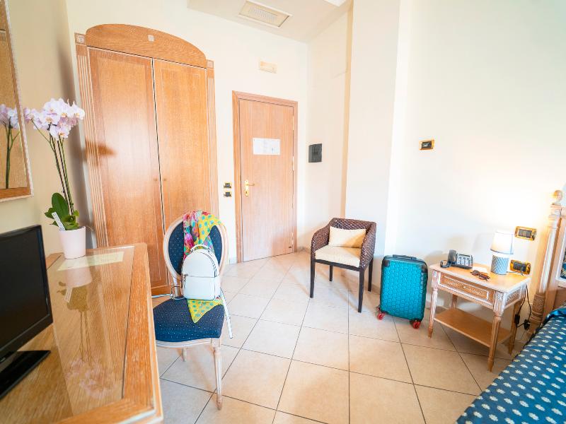 Hotel Villa Romana image
