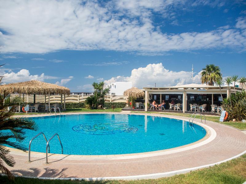 Plaza Beach Hotel image