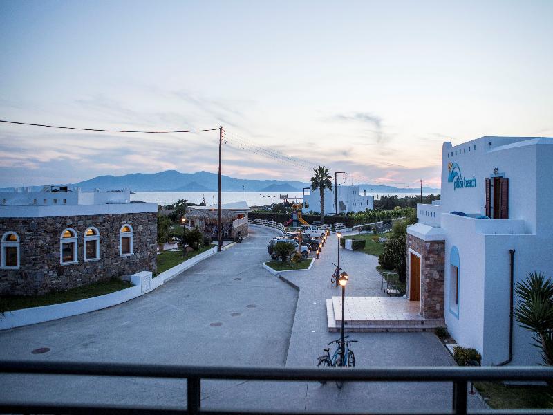 Plaza Beach Hotel image