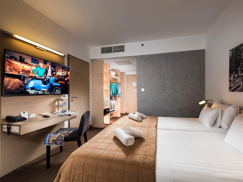 Bo18 Hotel Superior image