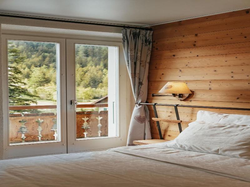 Minotel Glacier image
