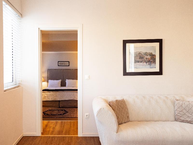 Best Western Plus Embassy Hotel image
