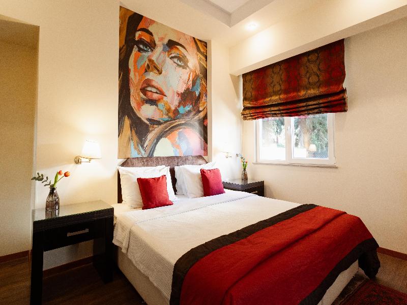 Best Western Plus Embassy Hotel image