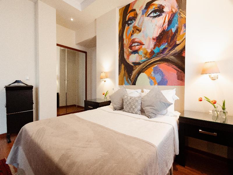 Best Western Plus Embassy Hotel image