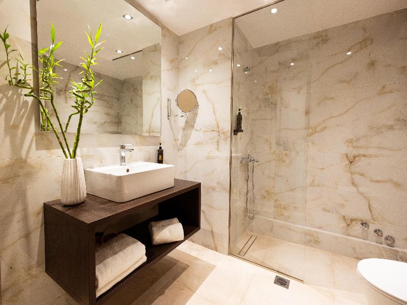 Best Western Plus Embassy Hotel image