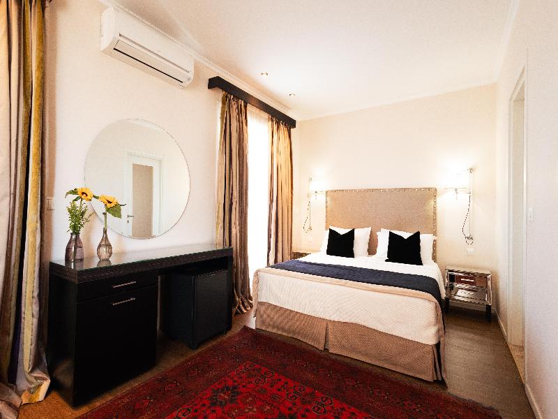 Best Western Plus Embassy Hotel image