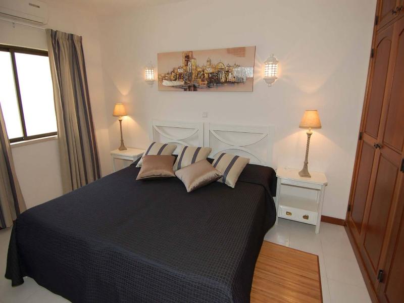 Monte Dourado image