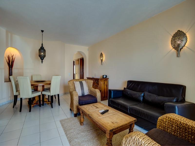 Monte Dourado image