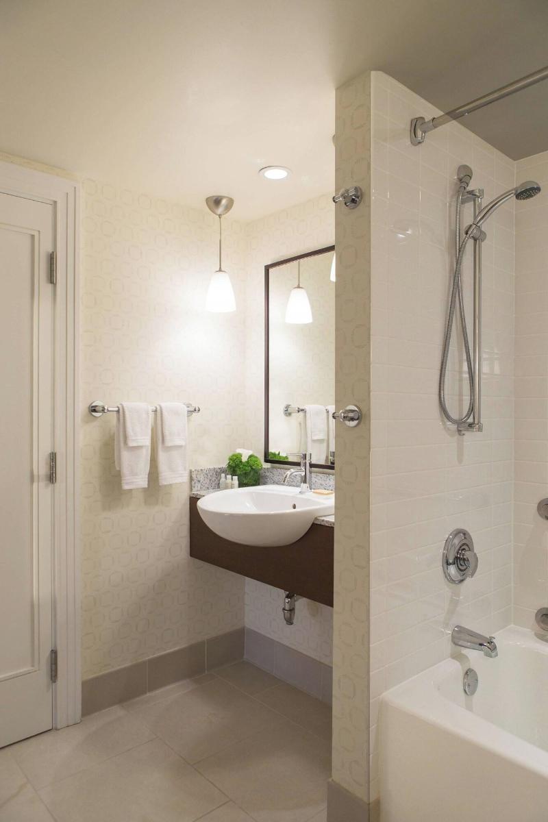 Stay in style at Renaissance Boston Waterfront Hotel