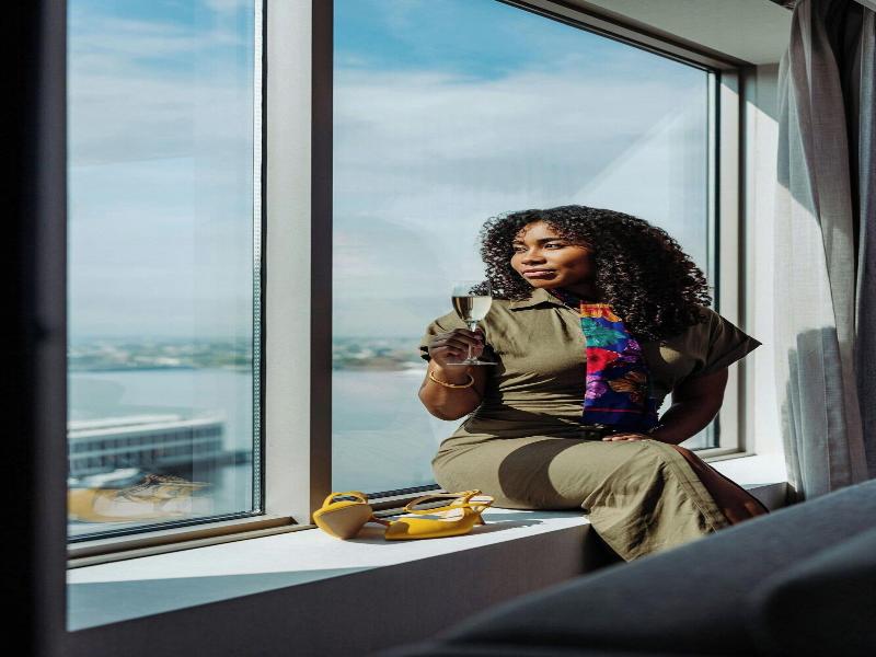 Stay in style at Renaissance Boston Waterfront Hotel