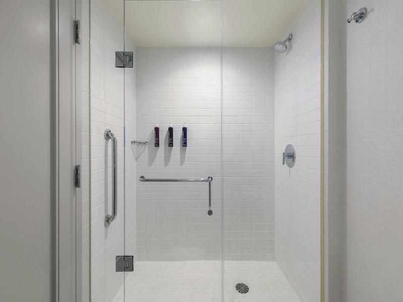 Stay in style at Renaissance Boston Waterfront Hotel