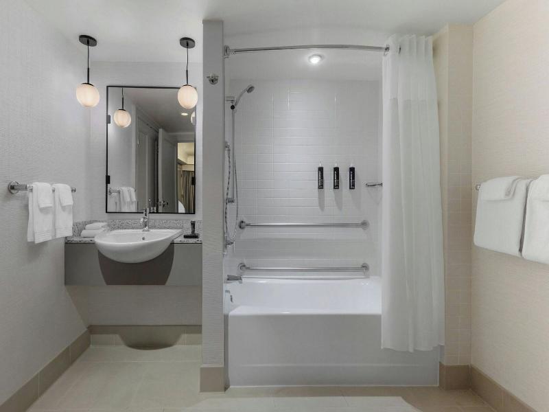 Stay in style at Renaissance Boston Waterfront Hotel