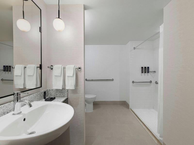 Stay in style at Renaissance Boston Waterfront Hotel